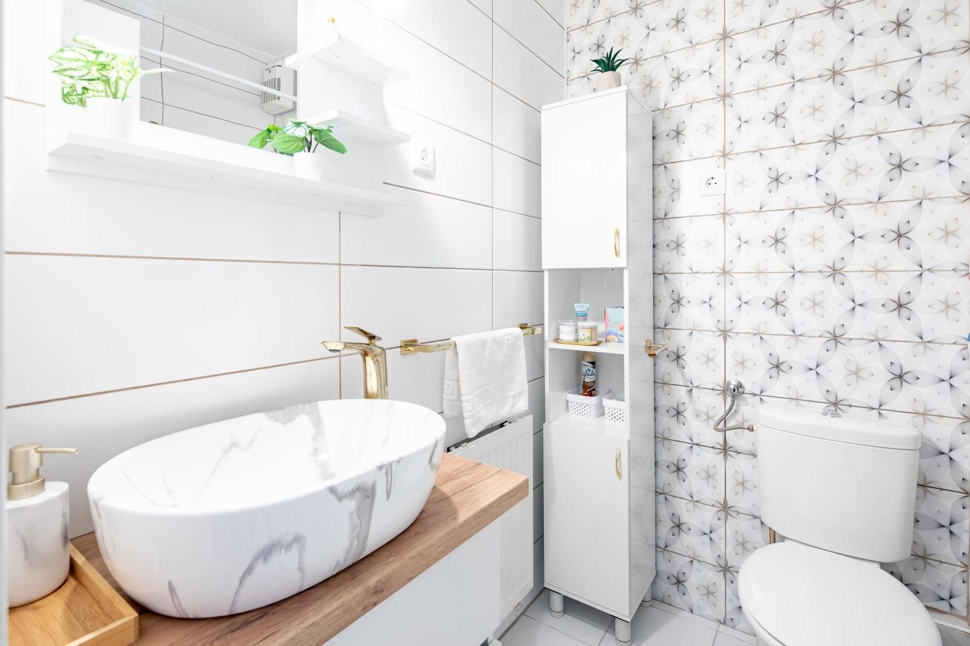 Cozy - - Easy * Budapest